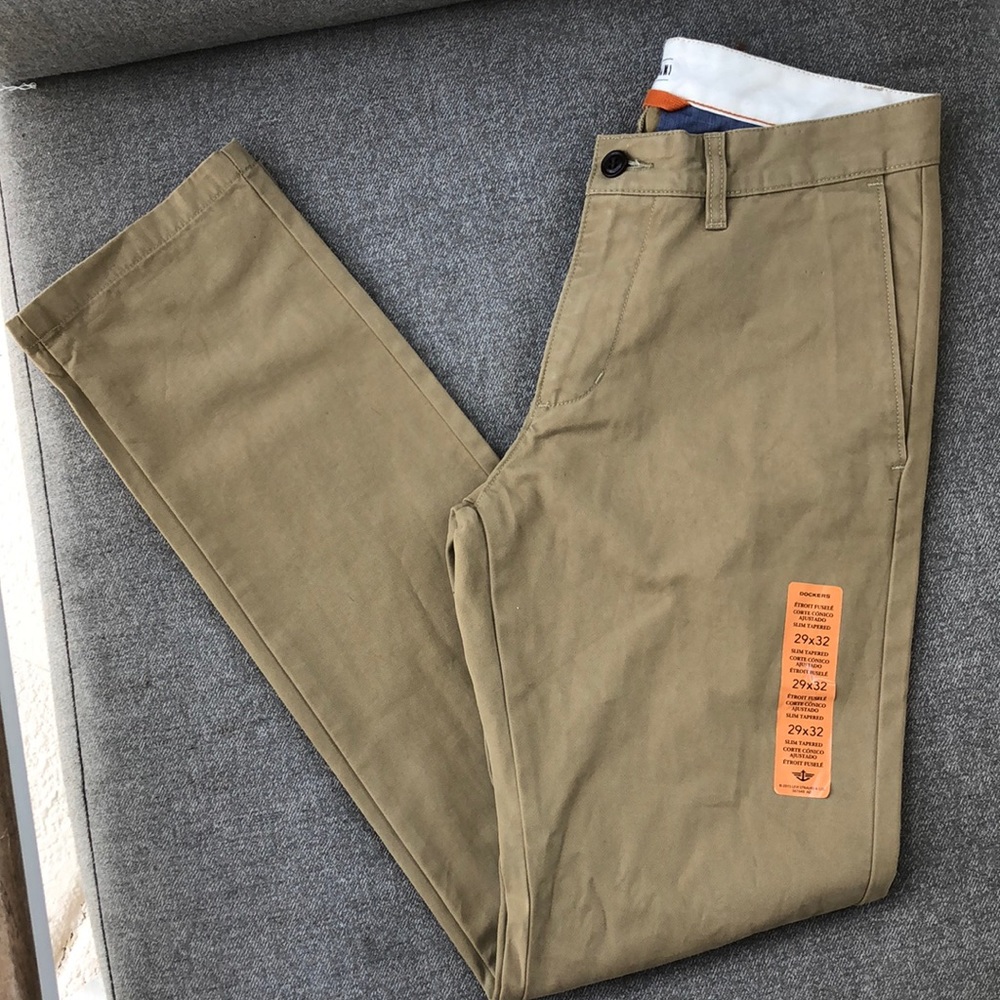NWT! - DOCKERS Pacific Collection Modern Slim Tapered Khaki Pants